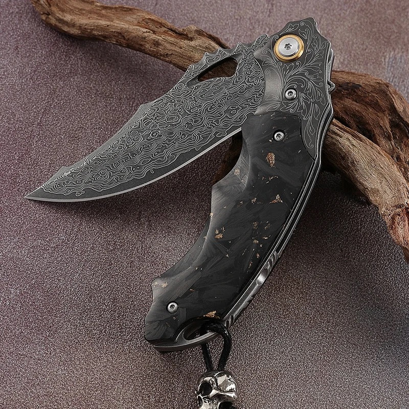 Elegant Personalized Pocket Knives for Discerning Men
