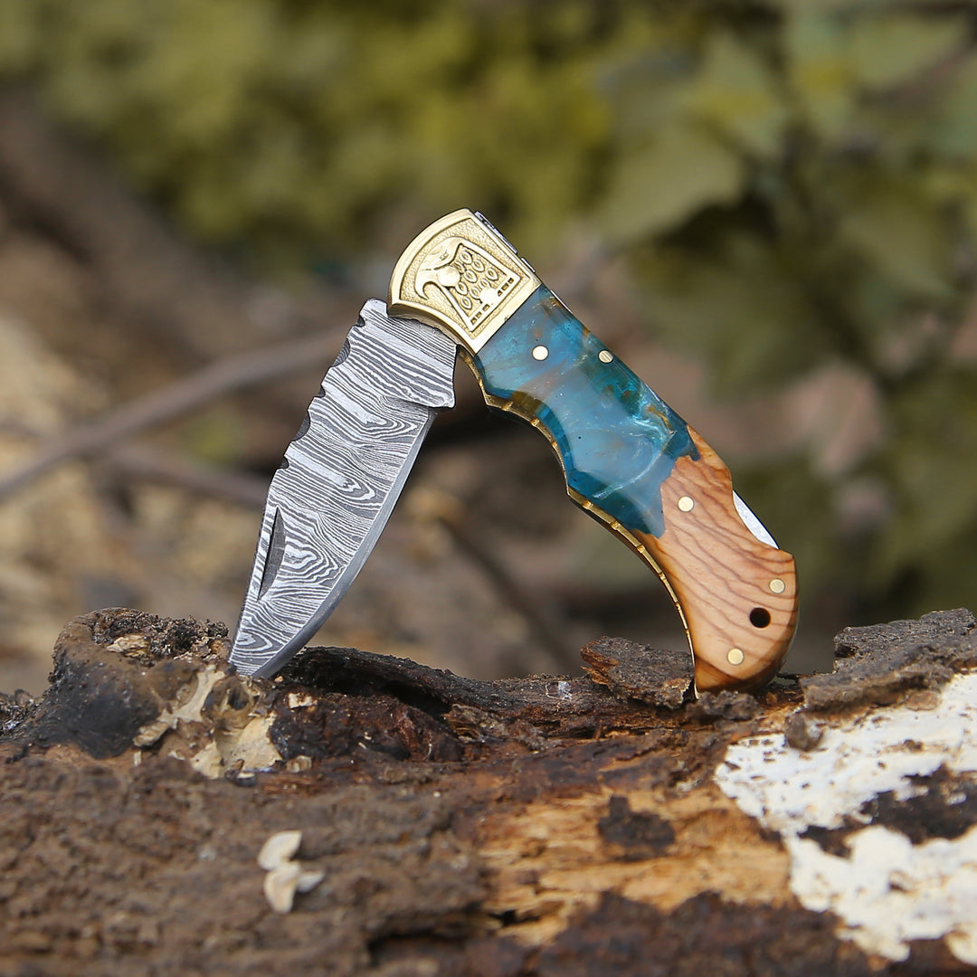 Crafting Community: The Rise of Pocket Knife Makers - Shokunin USA