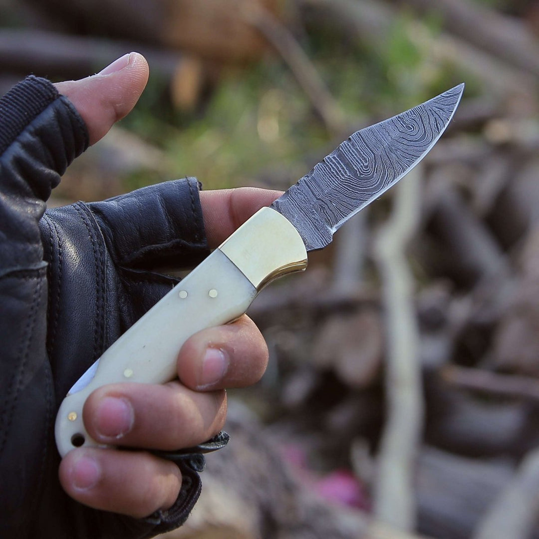 Cosmo Pocket knives - Cosmo Handmade Damascus Pocket Knife with Bone Handle - Shokunin USA