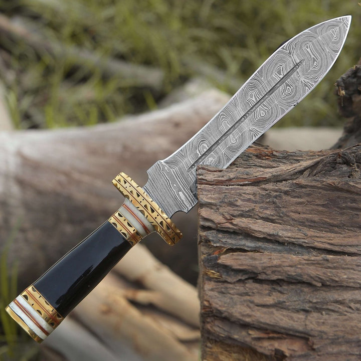 Fear Damascus Handle - Fear Damascus Fixed Blade Hunting Knife with Bull Horn &amp; Brass Handle - Shokunin USA
