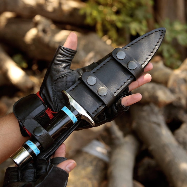 Oasis Hunting Knife - Oasis Damascus Hunting Fixed Blade Knife with Turquoise and Bull Horn Handle - Shokunin USA