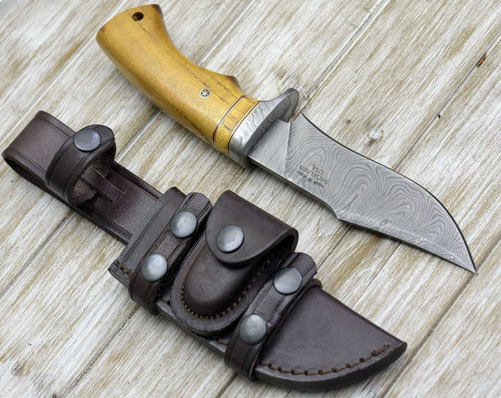 Odyssey Hunting Knife - Odyssey Damascus Hunting Knife with Exotic Yellow Heart Handle - Shokunin USA