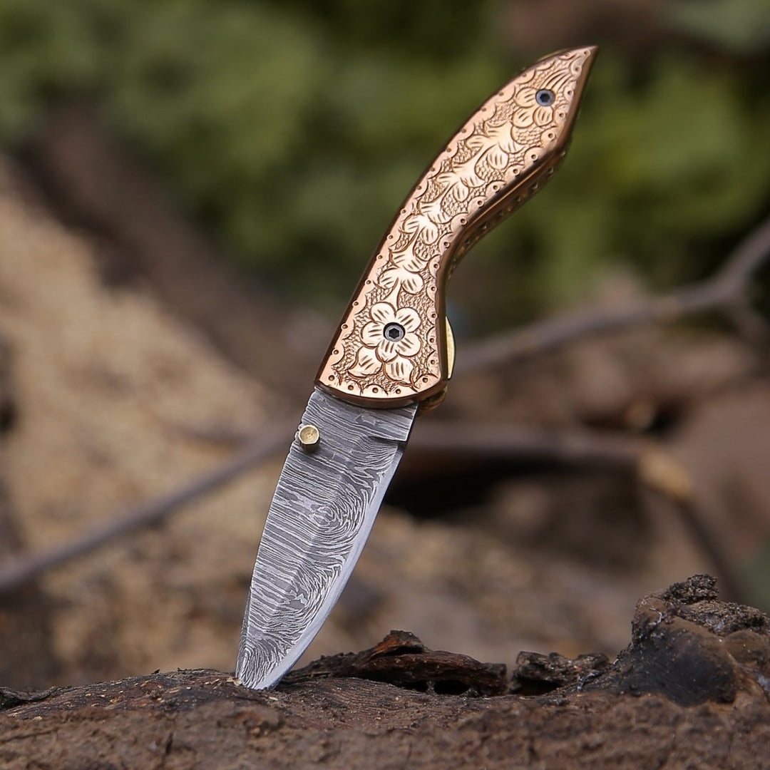 Pixel Copper knives - Pixel Copper Damascus Pocket Knife with Engraved Copper Handle - Shokunin USA