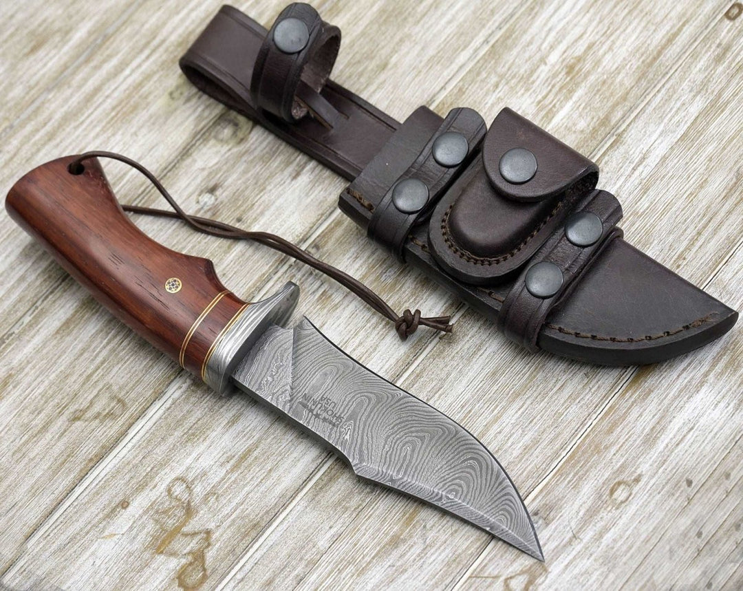 Polaris Hunting Handle - Polaris Damascus Hunting Knife with Exotic Red Heart Wood Handle - Shokunin USA