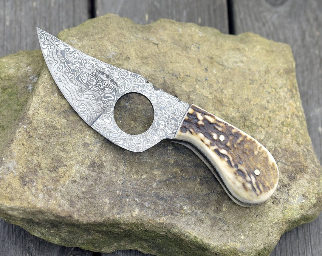 Shadowstalker Skinner Knives – Shadowstalker Damascus Skinning Knife, Damascus Knife Stagorn Handle with Leather Sheath – shokuninusa