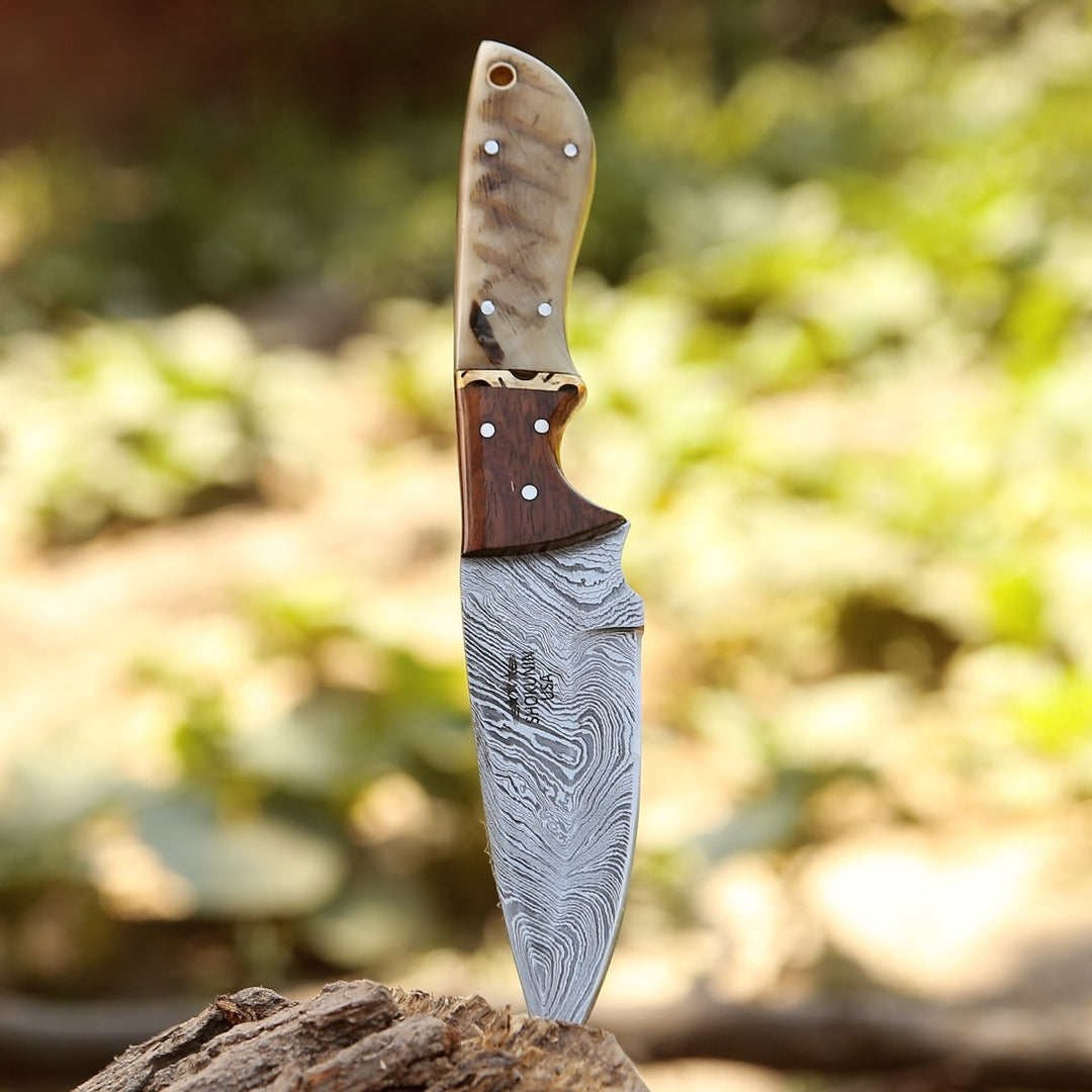 Starlight Damascus Handle - Starlight Damascus Hunting Knife with Exotic Rosewood &amp; Ram Horn Handle - Shokunin USA