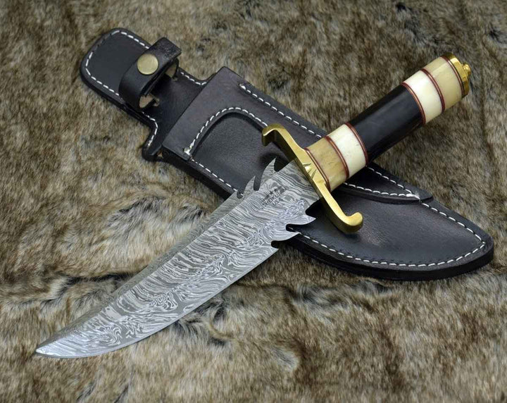 Ragnar Damascus Knife - Ragnar Damascus Bowie Knife with Bone &amp; Horn Handle - Shokunin USA