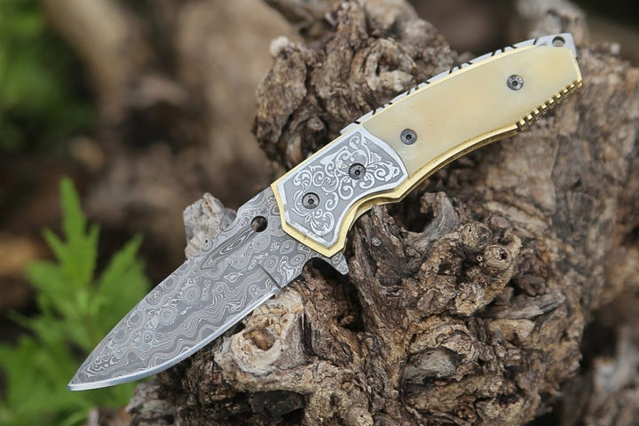 Trailblazer Pocket Knife - Trailblazer Damascus Pocket Knife with Bone Handle - Shokunin USA