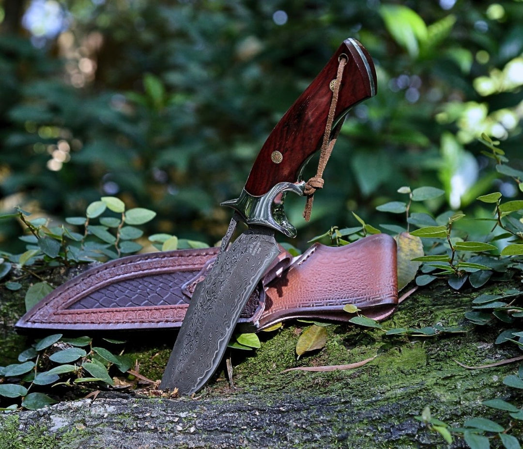Velar Hunting Blade - Velar Japanese Hunting Knife with VG-10 Damascus Blade and Exotic Red Sandal Wood Handle - Shokunin USA