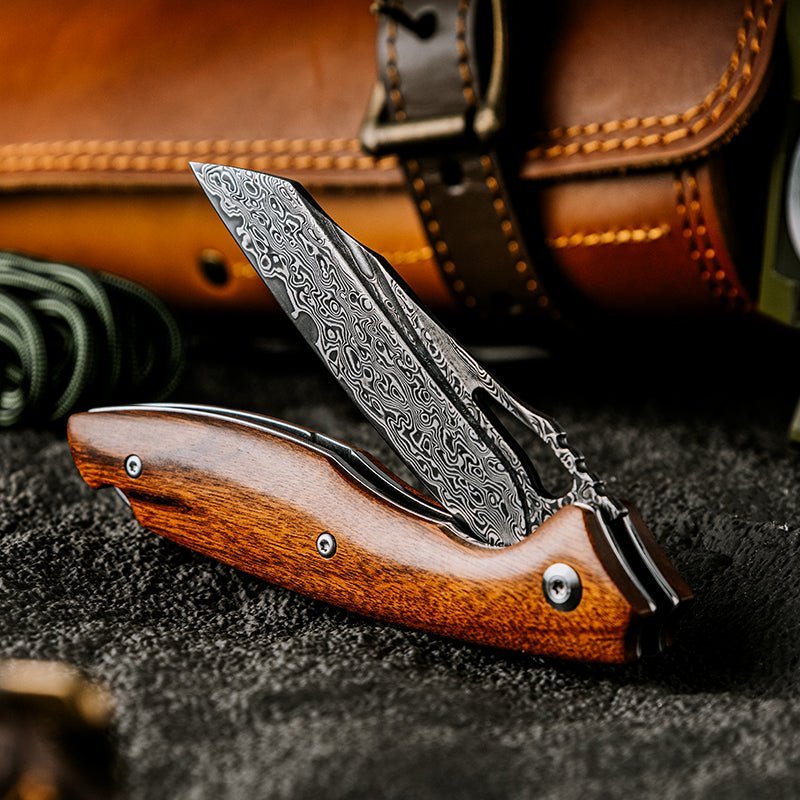 Vengeance Knife Handle - Vengeance Damascus Pocket Knife with Exotic Red Sandalwood Handle - Shokunin USA