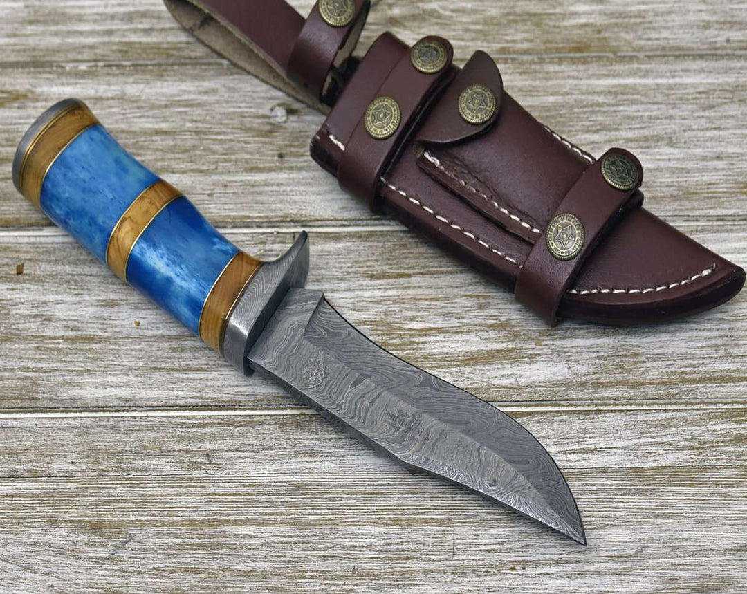 Damascus Knife - Lightbane Damascus Big Game Hunting Knife with Bone, Olive Wood Handle & Sheath - Shokunin USA